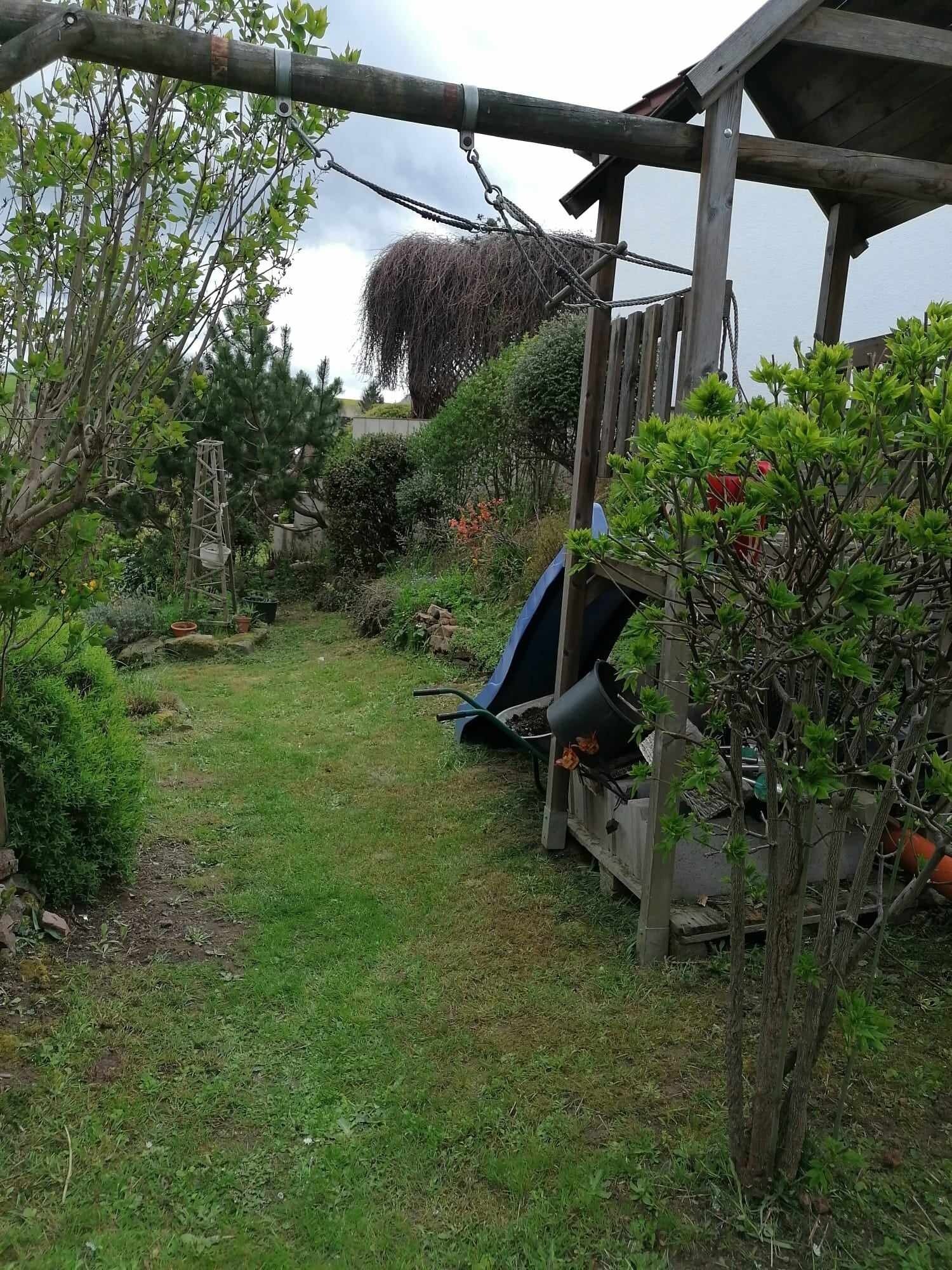 Kinderspielplatz im Garten